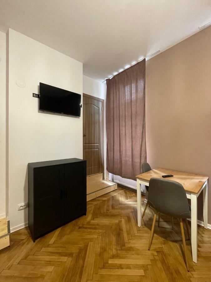 Schei Central Studios In The Heart Of Braşov Esterno foto